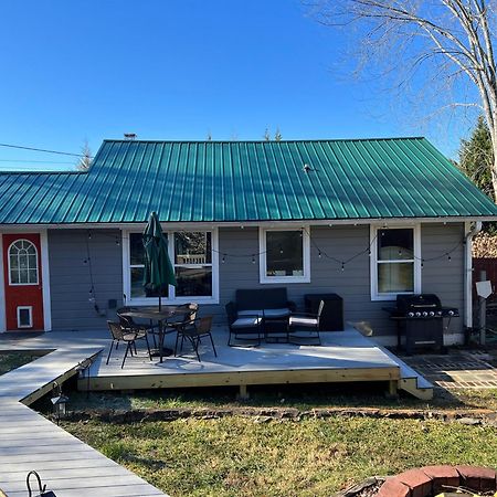 Candyland Cottage Candler المظهر الخارجي الصورة